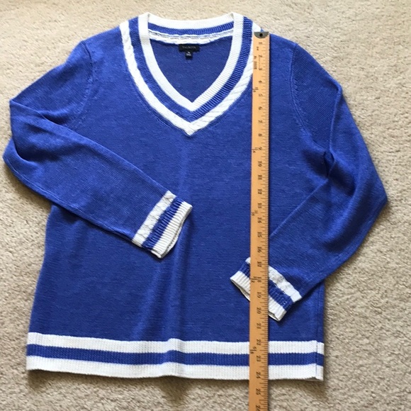 NEW Talbots - Picture 2 of 6